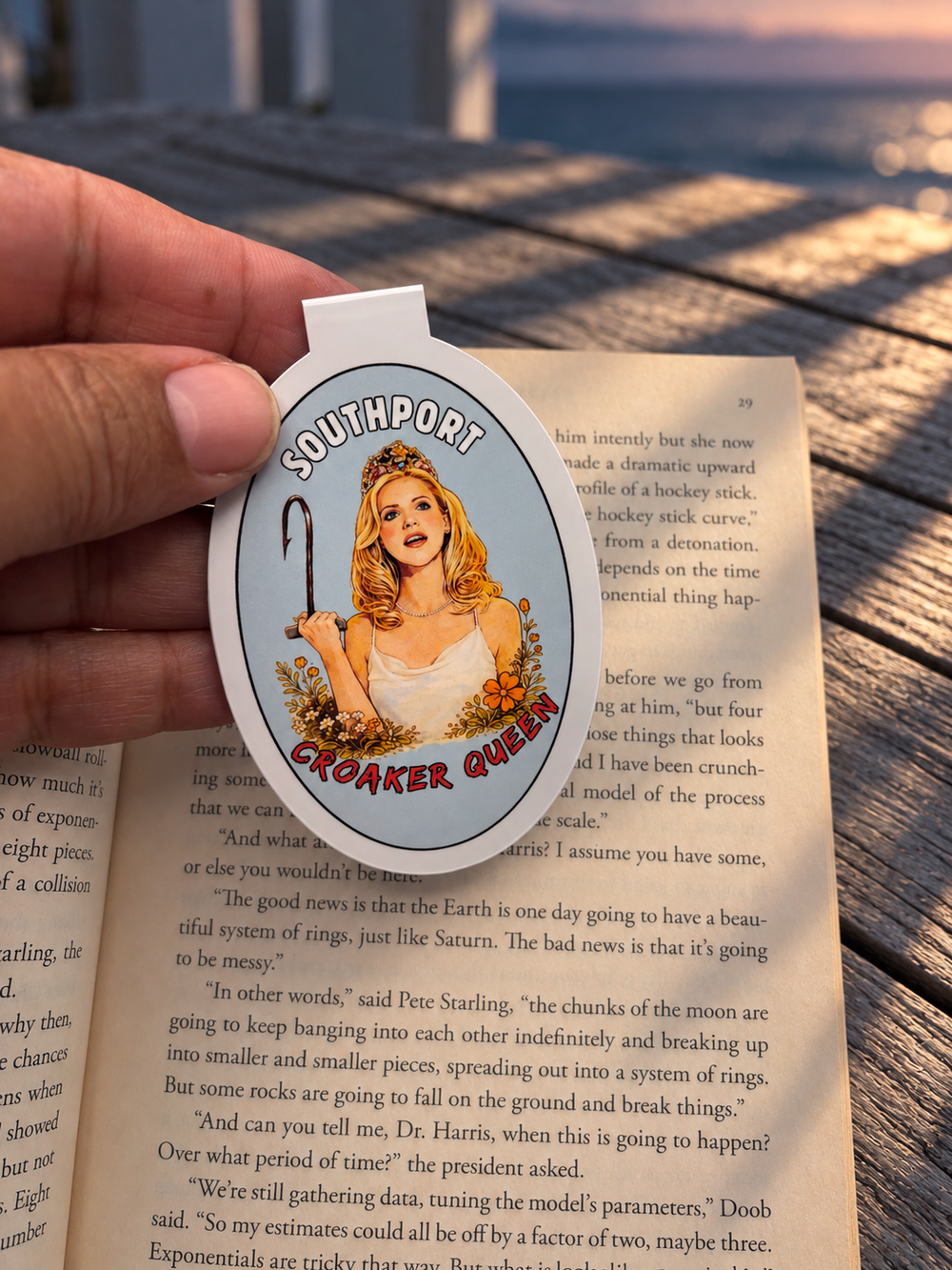 Southport Croaker Queen Magnetic Bookmark | Soon Collection