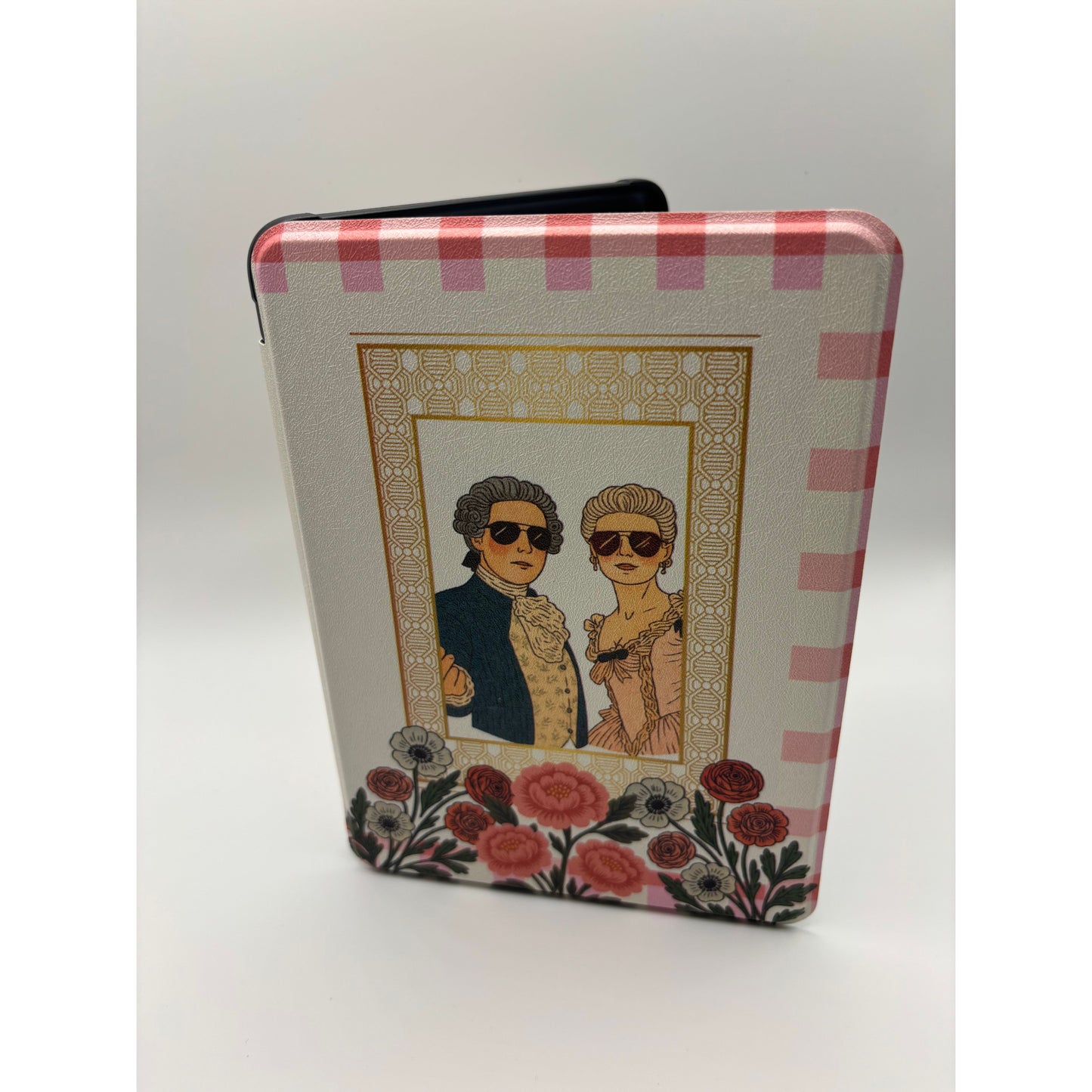 Cameo Kindle Case – Vintage Portrait Pink Gingham Cover + Hand Strap