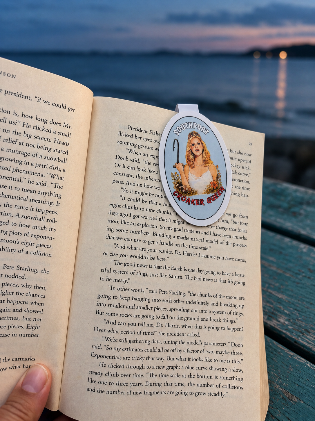 Southport Croaker Queen Magnetic Bookmark | Soon Collection